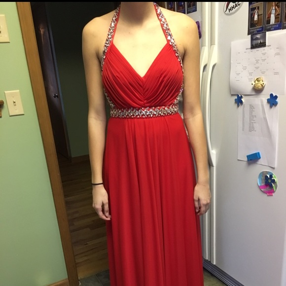 Red prom dress - Picture 1 of 4